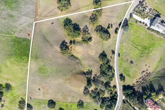 view of balcony with wooden floor