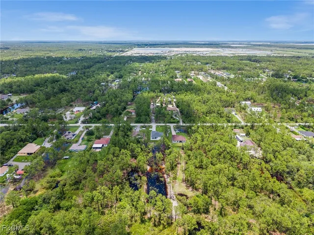 $3,999 | 3990 27th Avenue Northeast, Naples, FL 34120