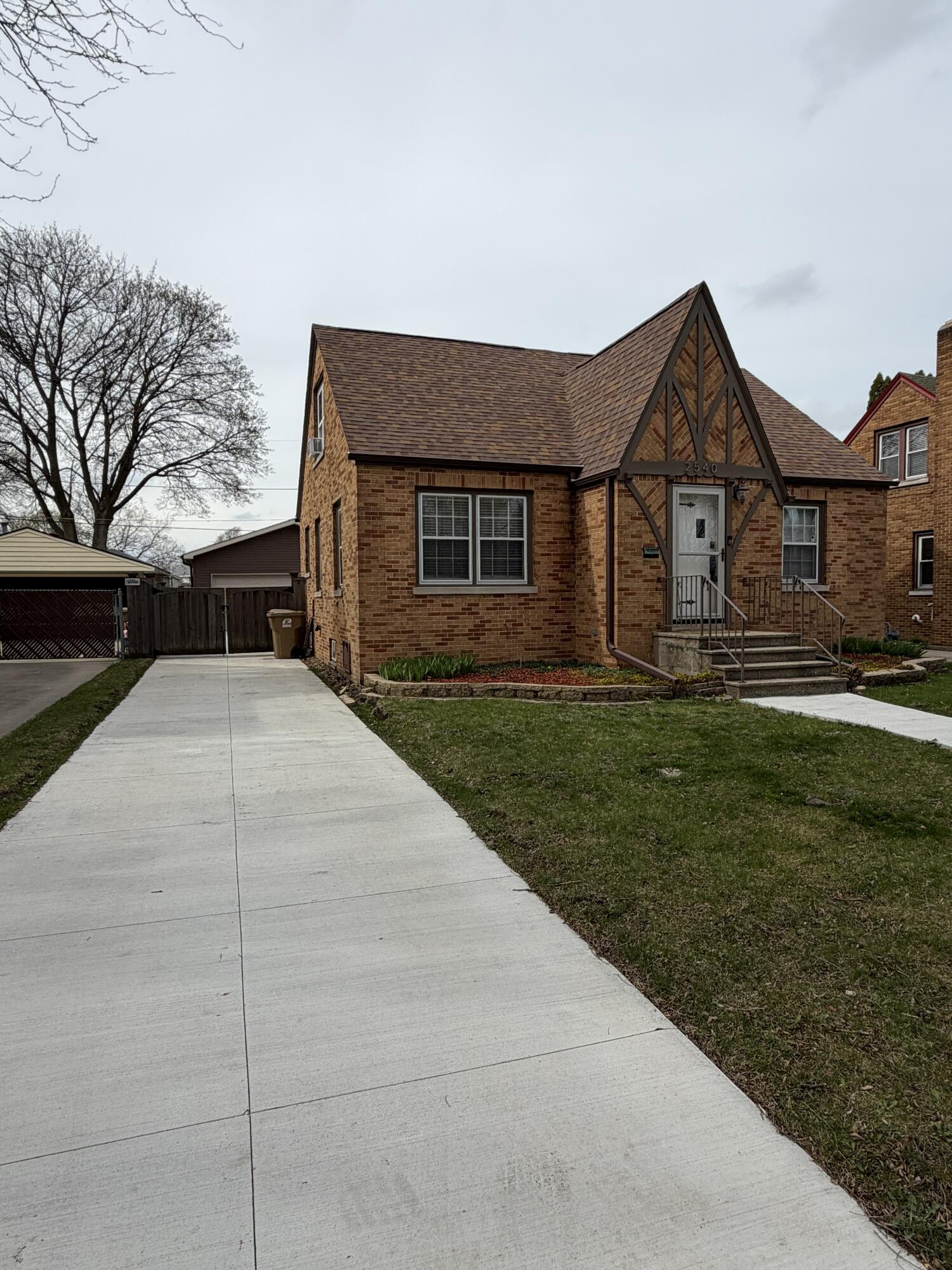 2540 Lincoln Road Kenosha, WI 53143 - Photo 4 of 28 IMG_1365(1)