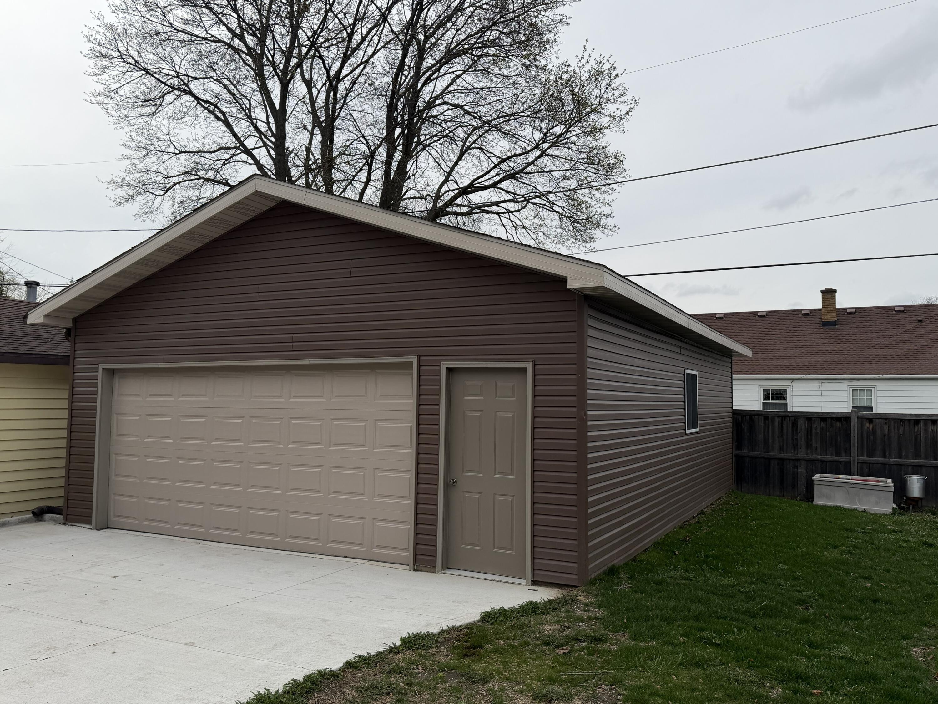 2540 Lincoln Road Kenosha, WI 53143 - Photo 7 of 28 IMG_1337(1)