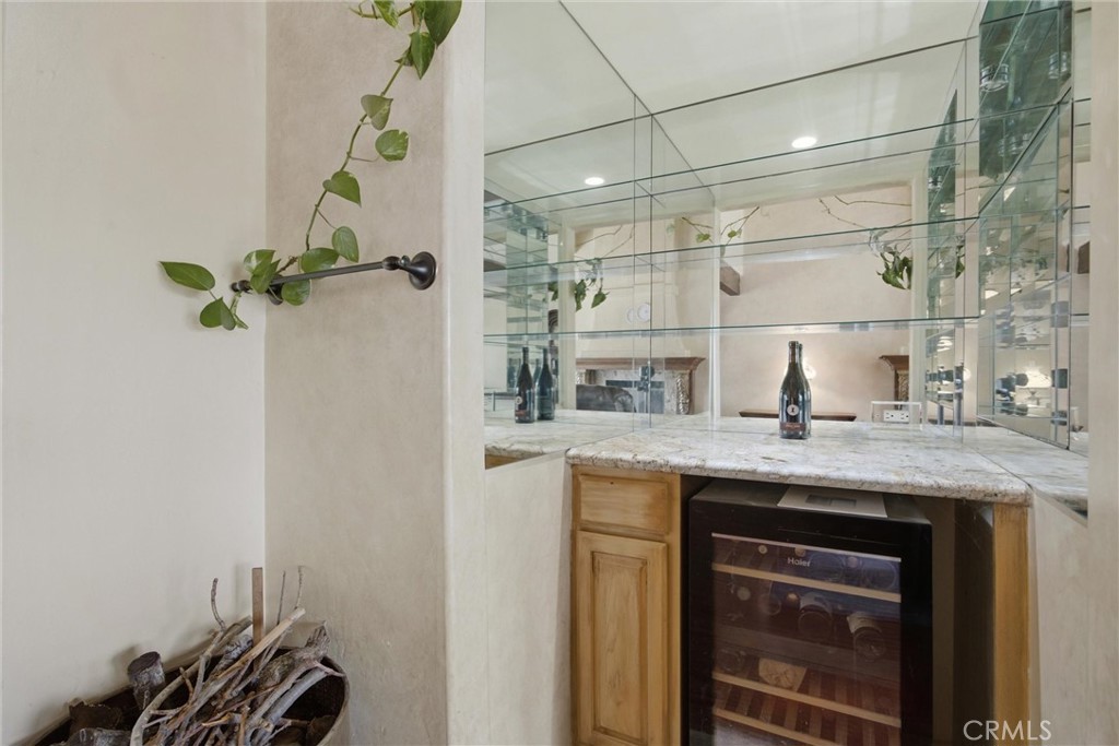 26001 Bear Valley Road Tehachapi, CA 93561 - Photo 19 of 58 Gallery Image 19