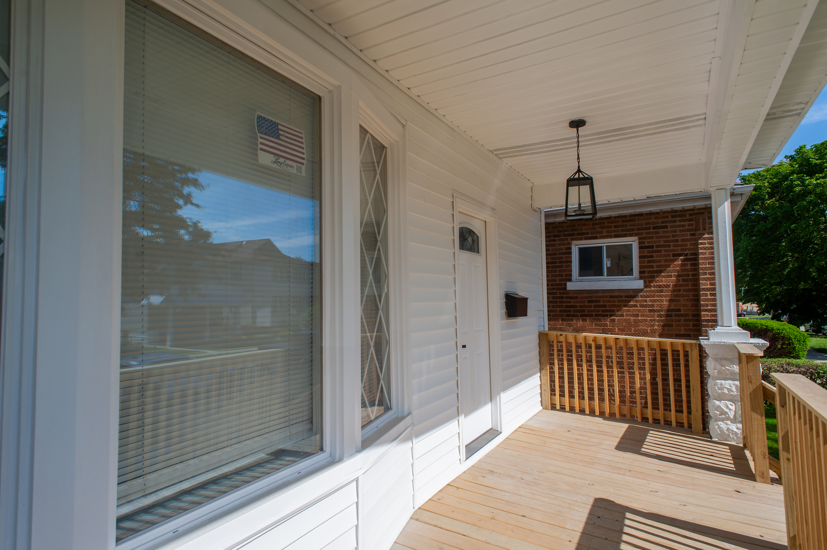 8620 South Union Avenue Chicago, IL 60620 - Photo 4 of 41 a view of a house with a balcony