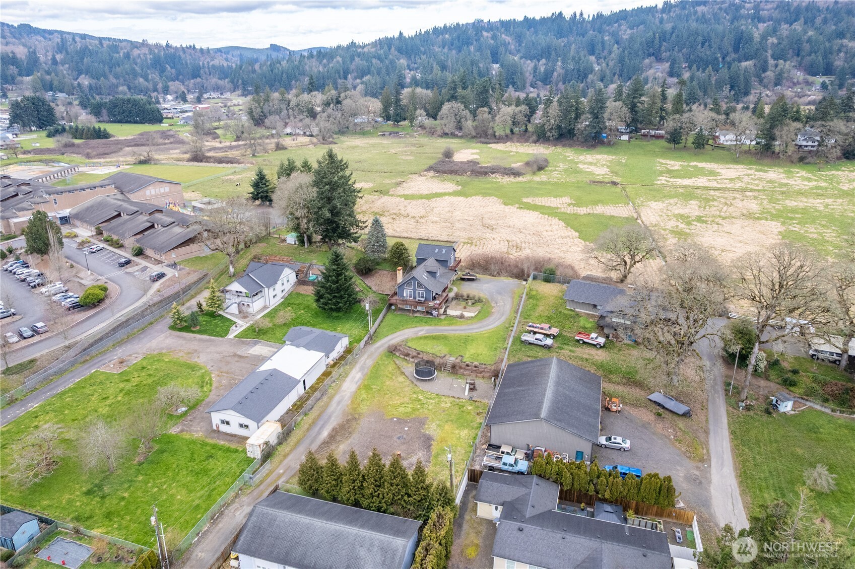4514 Ohio Street Longview, WA 98632 - Photo 27 of 30 a view of a city
