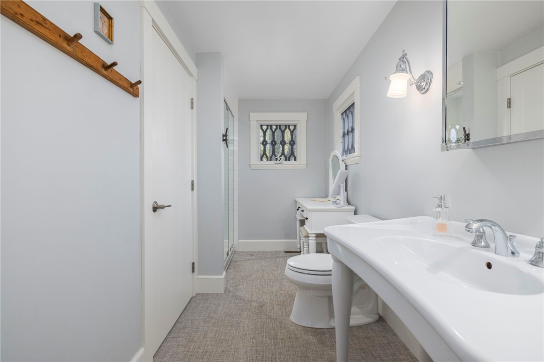 129 Ruggles Avenue Newport, RI 02840 - Photo 21 of 47 First floor Primary Bath