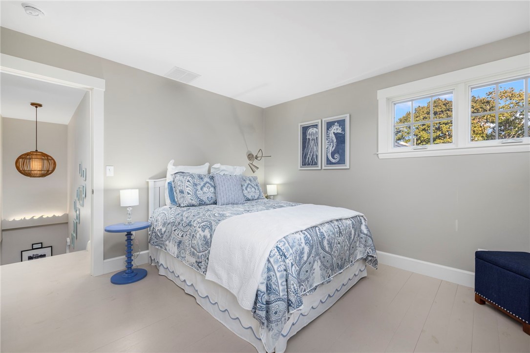 129 Ruggles Avenue Newport, RI 02840 - Photo 26 of 47