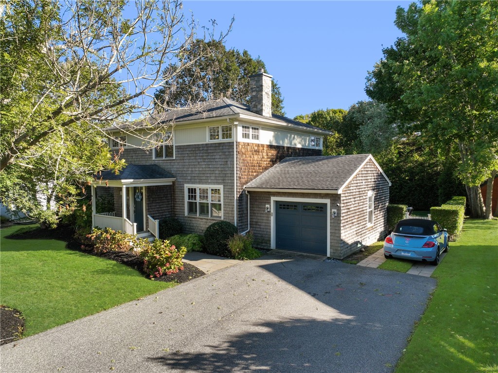 129 Ruggles Avenue Newport, RI 02840 - Photo 3 of 47