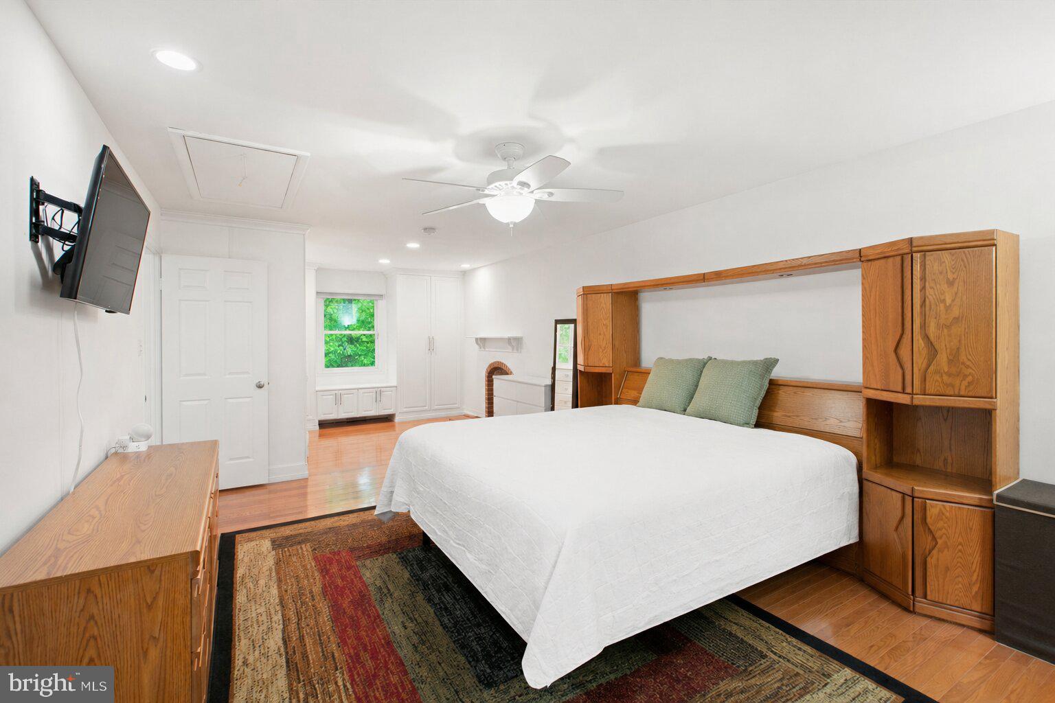 10741 Midsummer Drive Reston, VA 20191 - Photo 34 of 53