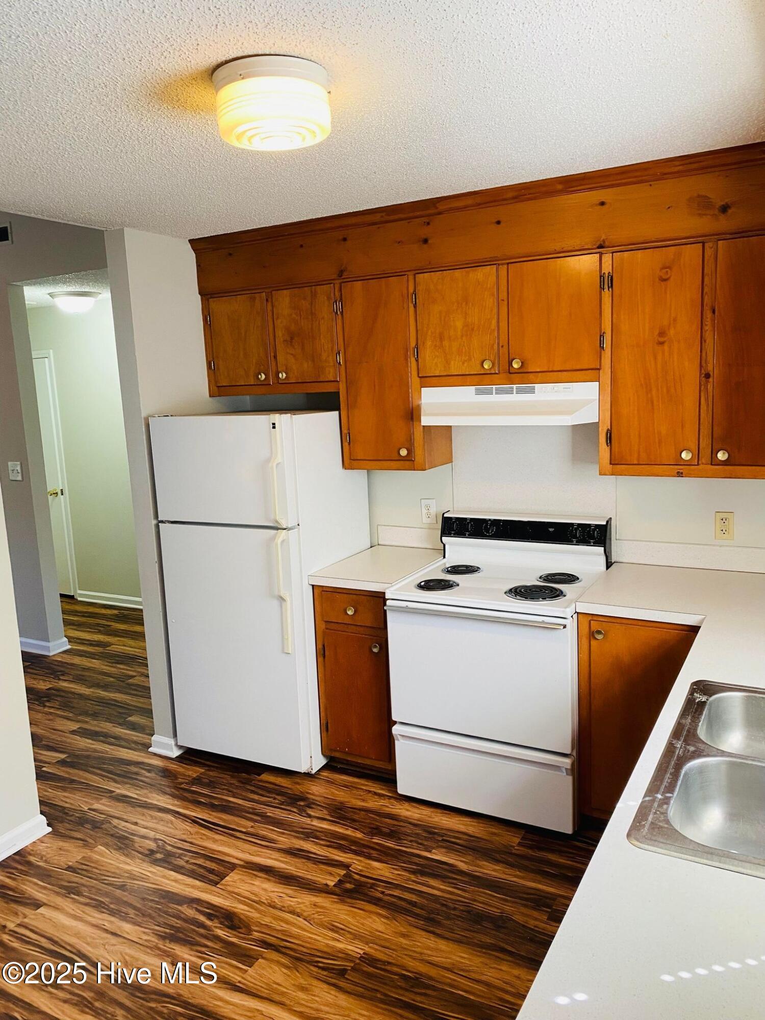 1201 East Fire Tower Road, Unit B Greenville, NC 27858 - Photo 4 of 9