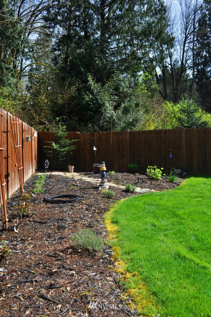 12793 Phillips Ridge Road Southeast Monroe, WA 98272 - Photo 17 of 18 Gallery Image 17