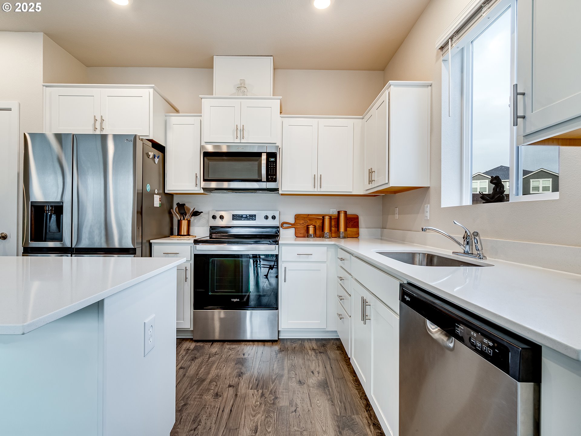 3398 Southeast 36th Street Gresham, OR 97080 - Photo 4 of 21