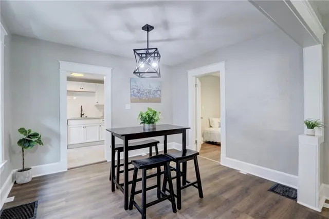 $129,500 | 212 South Huttig Avenue, Independence, MO 64053