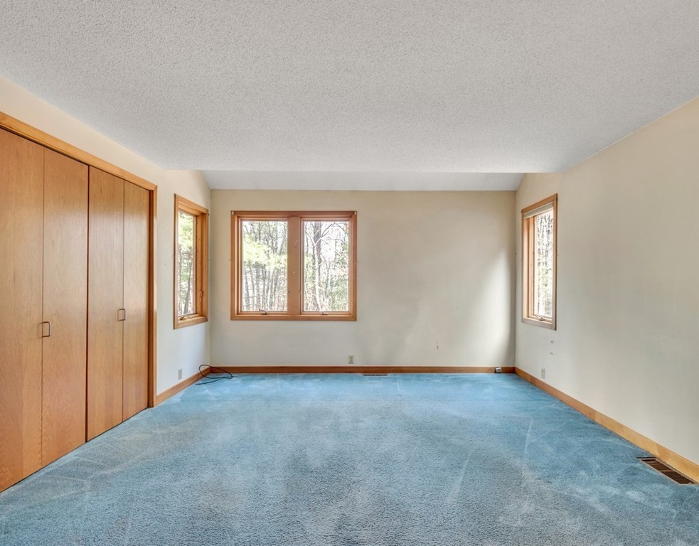 25 Spencer Brook Road Concord, MA 01742 - Photo 13 of 17