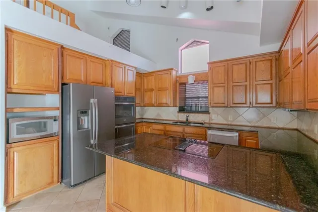 $3,500 | 13925 Dasmarinas Drive, Corpus Christi, TX 78418