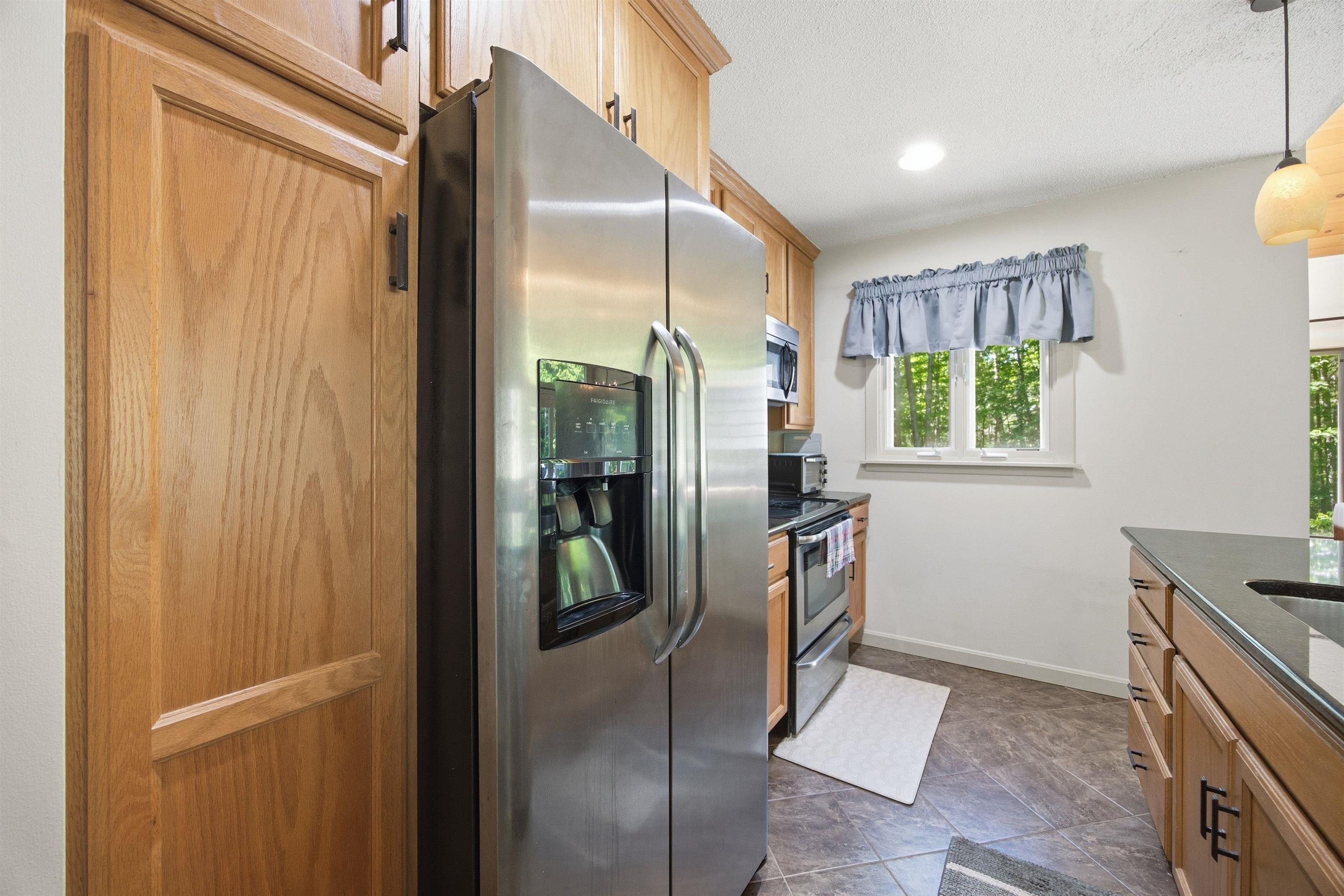14 Parker Road, Unit 5 Campton, NH 03223 - Photo 18 of 54
