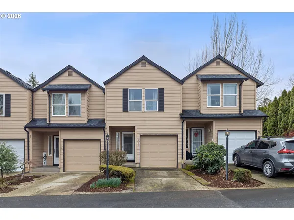 $315,000 | 13949 Beavercreek Road, Unit 102, Oregon City, OR 97045