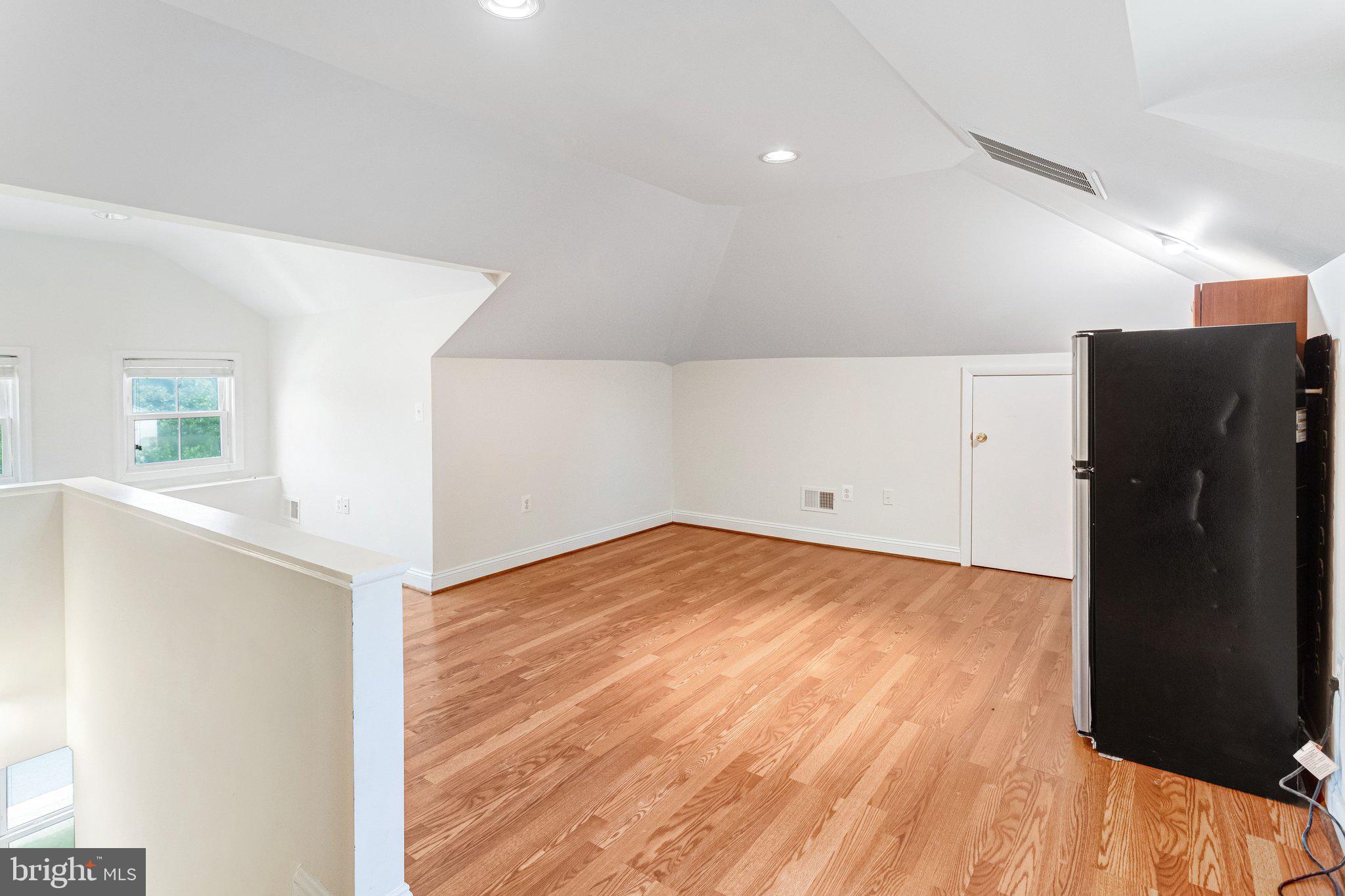 8753 Signal Hill Road, Unit 3 Manassas, VA 20110 - Photo 21 of 29