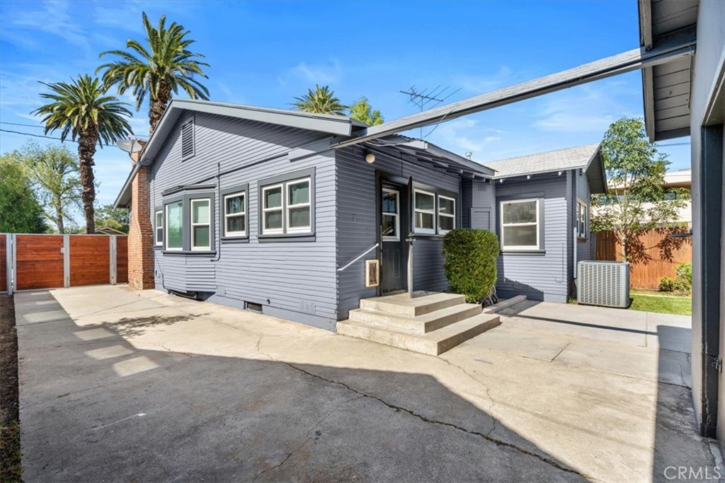 4190 Cover Street Riverside, CA 92506 - Photo 35 of 57