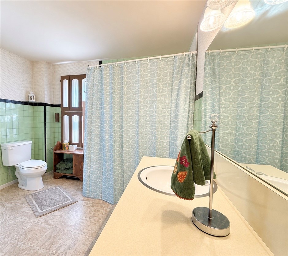 46 Fleming Street Rochester, NY 14612 - Photo 11 of 14 Gallery Image 11