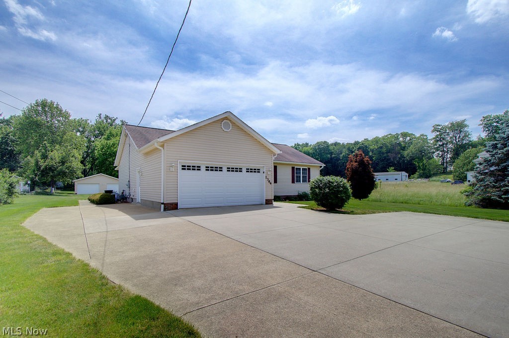1364 Killian Road Akron, OH 44312 - Photo 5 of 49