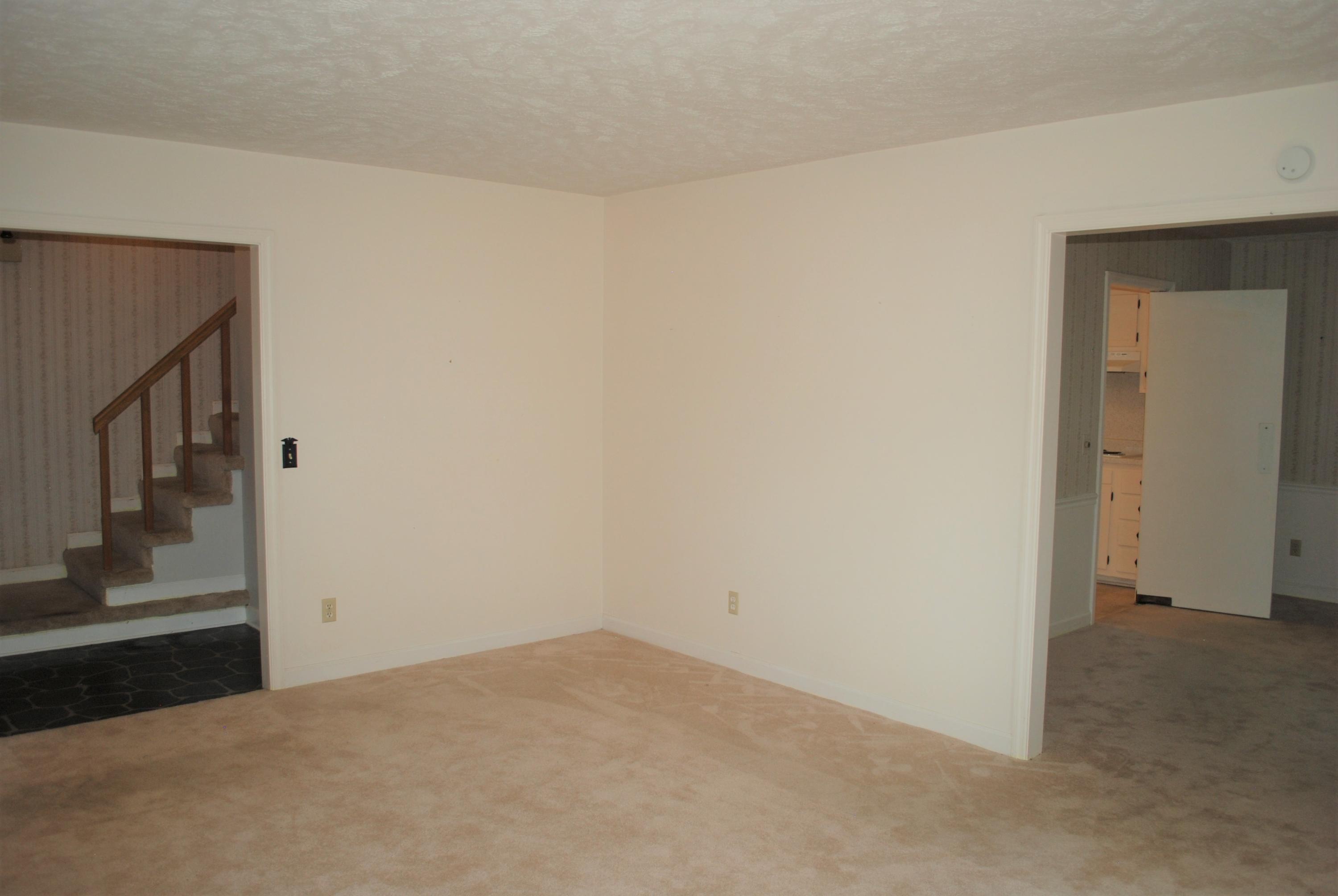 709 John McQueen Road Aberdeen, NC 28315 - Photo 14 of 38 15 LR