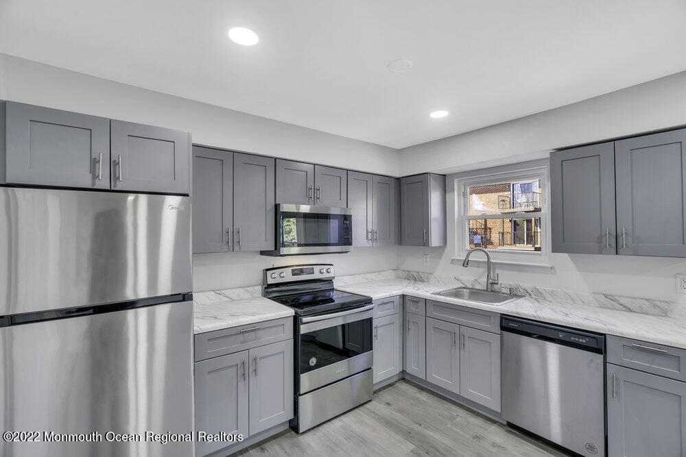 314 Sawmill Road, Unit 178 Brick, NJ 08724 - Photo 8 of 21 013_dsc00046