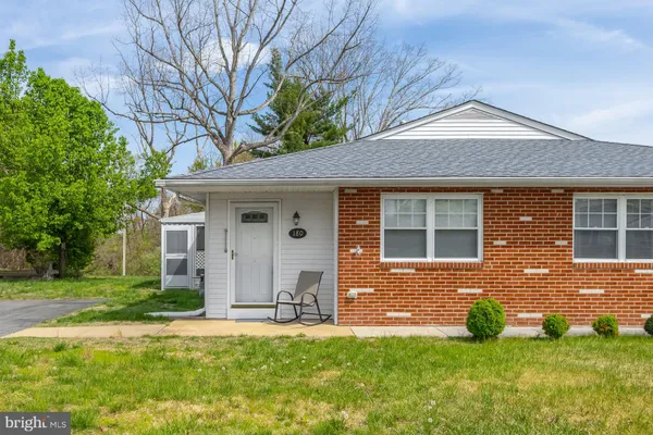 $179,900 | 180 Elmtowne Boulevard, Hammonton, NJ 08037