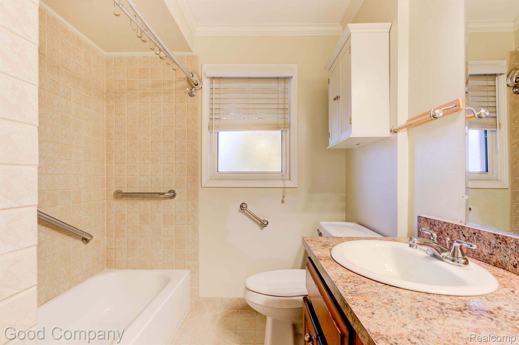 29506 Fall River Road Southfield, MI 48076 - Photo 20 of 41 Gallery Image 20