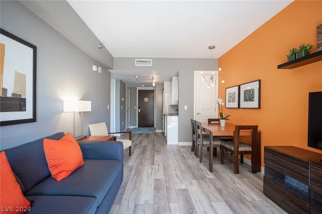 $2,400 | 29 Montelago Boulevard, Unit 343, Henderson, NV 89011