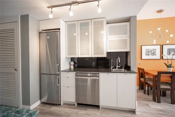 $2,200 | 29 Montelago Boulevard, Unit 343, Henderson, NV 89011