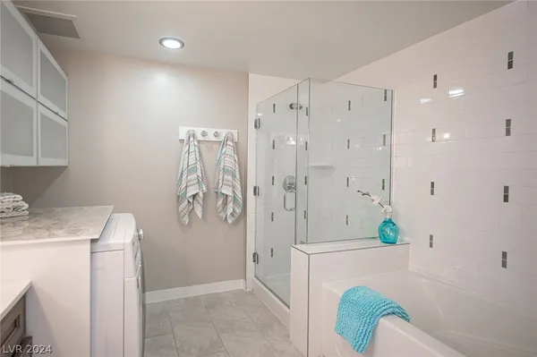 $2,200 | 29 Montelago Boulevard, Unit 343, Henderson, NV 89011