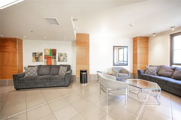 $2,200 | 29 Montelago Boulevard, Unit 343, Henderson, NV 89011