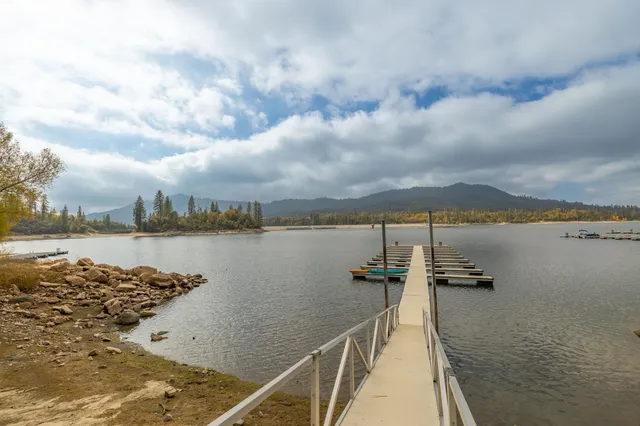 $762,000 | 37745 Marina View Drive, Bass Lake, CA 93604