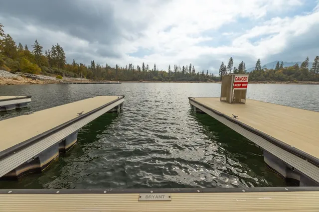 $762,000 | 37745 Marina View Drive, Bass Lake, CA 93604