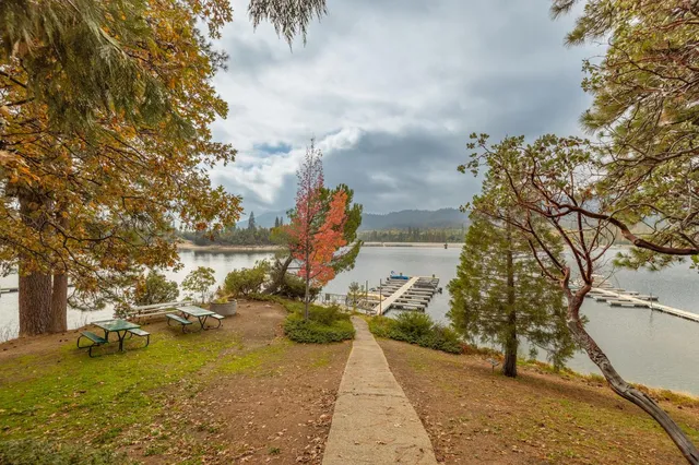 $762,000 | 37745 Marina View Drive, Bass Lake, CA 93604