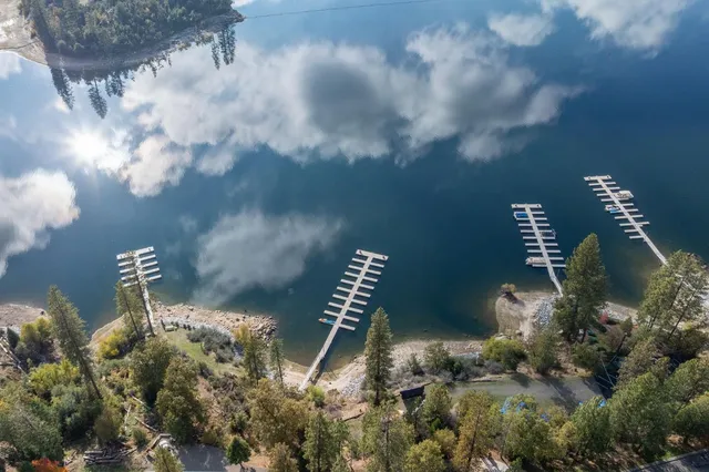 $762,000 | 37745 Marina View Drive, Bass Lake, CA 93604