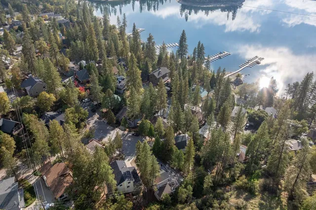 $762,000 | 37745 Marina View Drive, Bass Lake, CA 93604