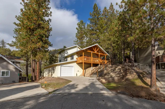 $762,000 | 37745 Marina View Drive, Bass Lake, CA 93604