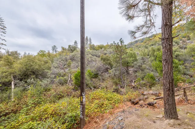 $762,000 | 37745 Marina View Drive, Bass Lake, CA 93604