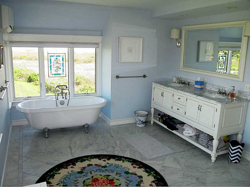 1178 Corn Neck Road Block Island, RI 02807 - Photo 17 of 25 Master Bath/Spa.