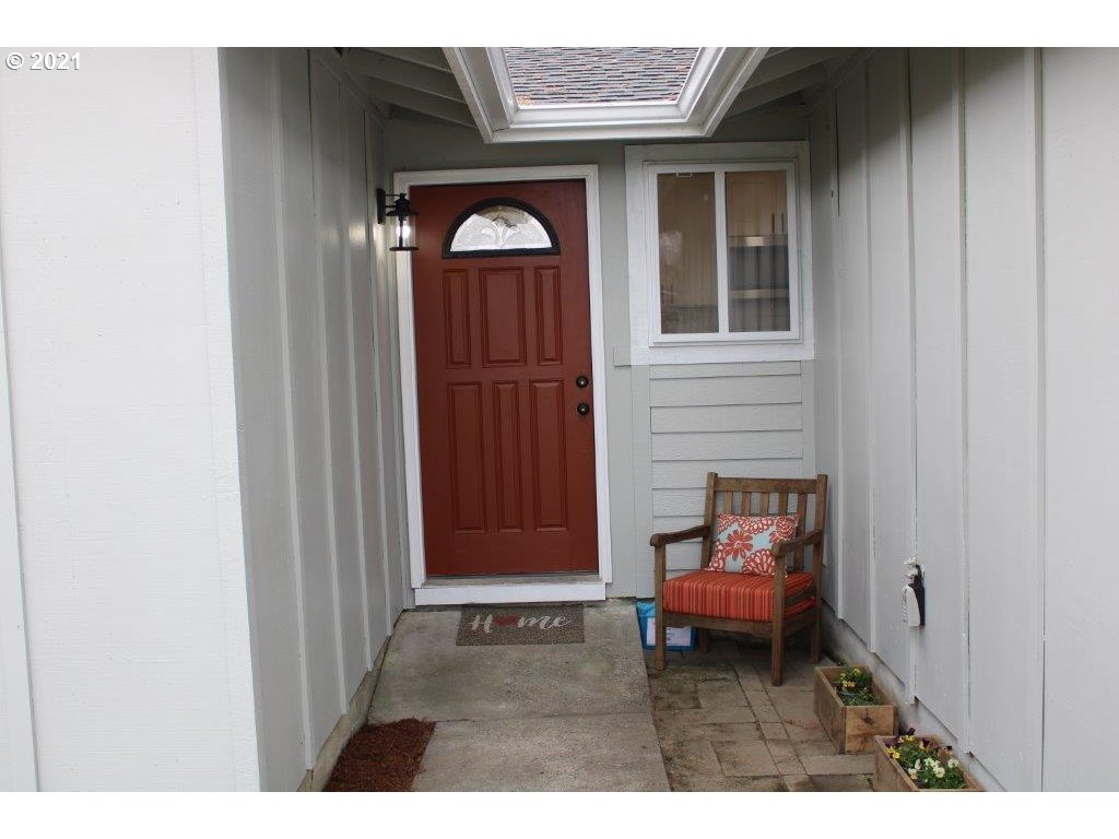 19850 Southwest Pike Street Beaverton, OR 97078 - Photo 2 of 32 Gallery Image 2