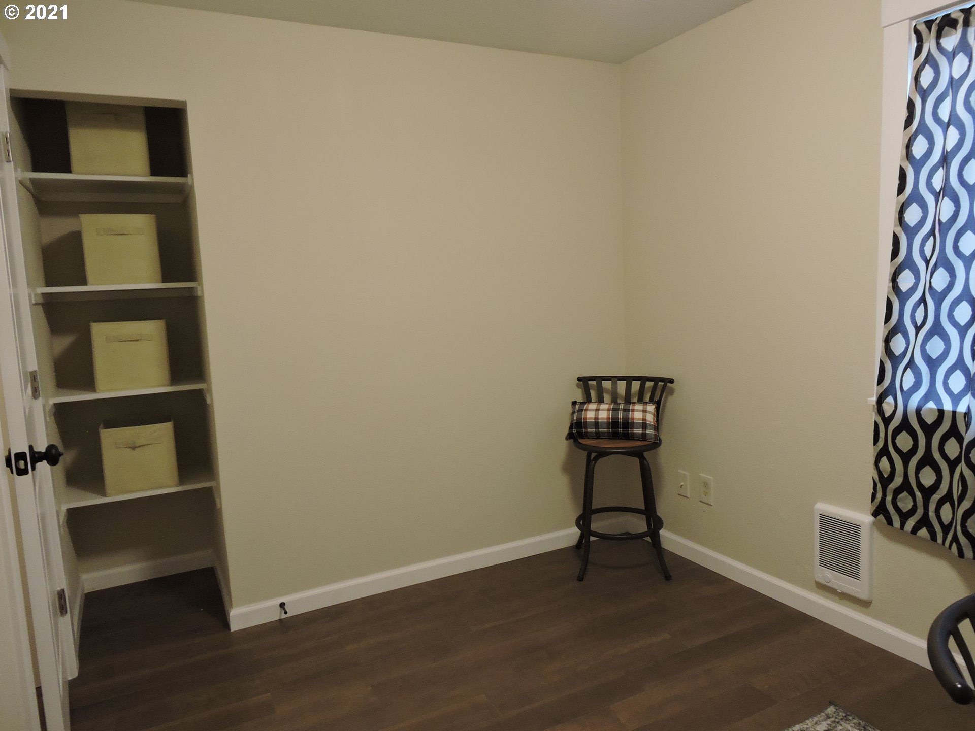 19850 Southwest Pike Street Beaverton, OR 97078 - Photo 21 of 32 Gallery Image 21