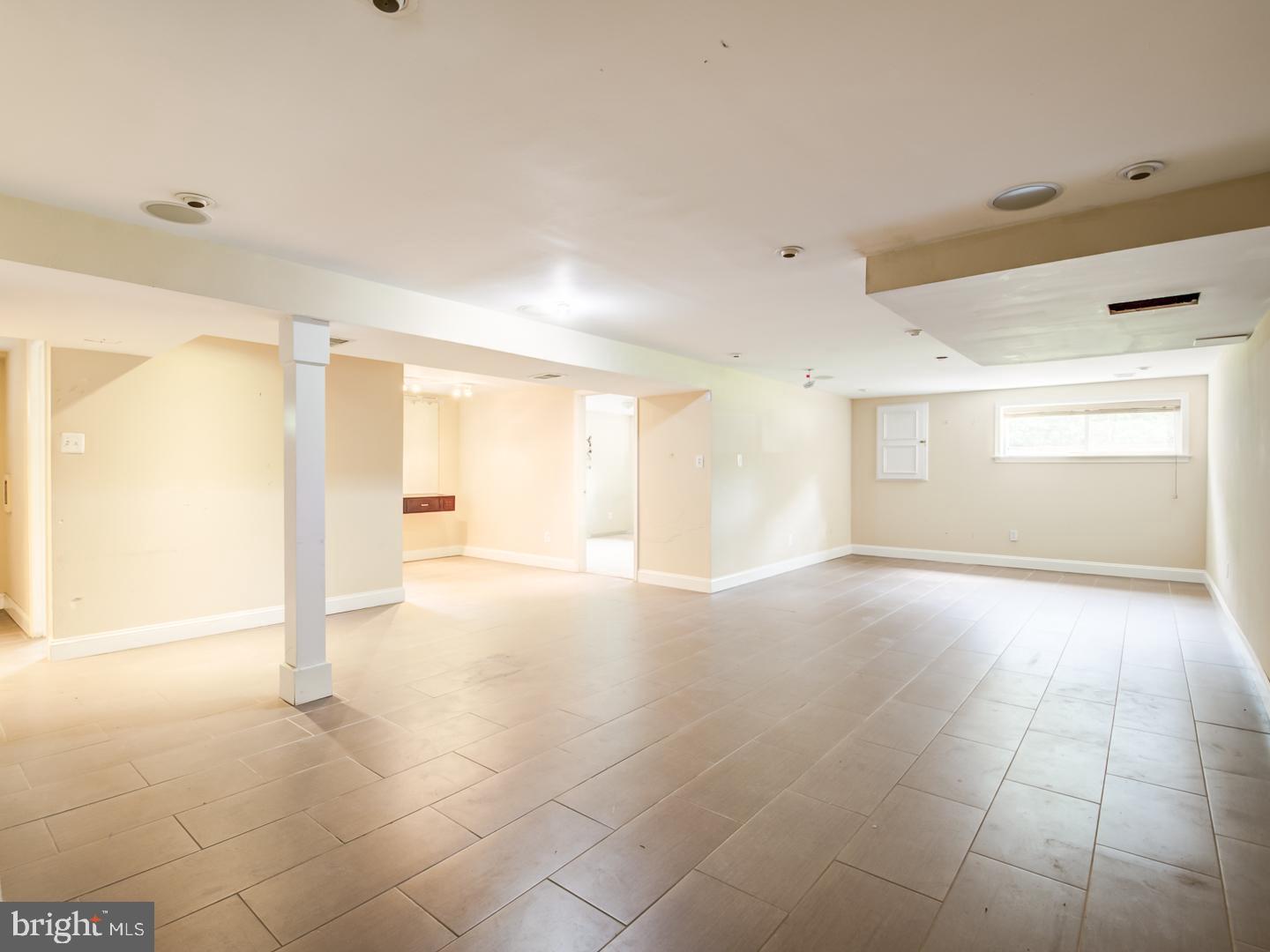 5409 Queensberry Avenue Springfield, VA 22151 - Photo 43 of 57 Gallery Image 43