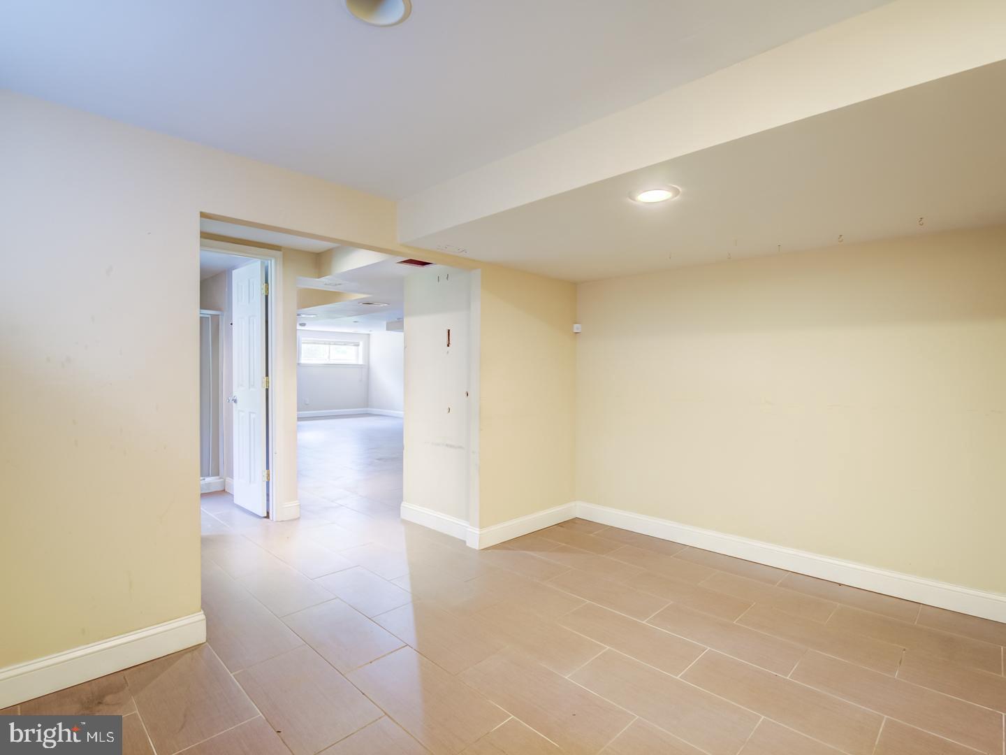 5409 Queensberry Avenue Springfield, VA 22151 - Photo 53 of 57 Gallery Image 53