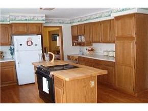 17 Hubbard Road Dover, NH 03820 - Photo 4 of 5