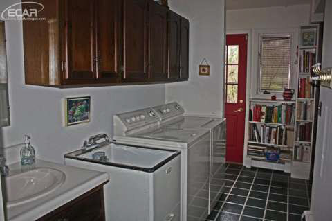6718 West River Road Flushing, MI 48433 - Photo 9 of 17 20437324-8.JPG