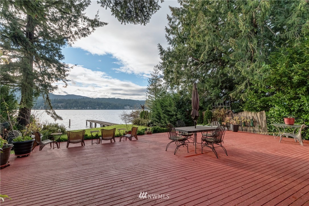 3251 North Shore Road Bellingham, WA 98226 - Photo 3 of 25 Gallery Image 3