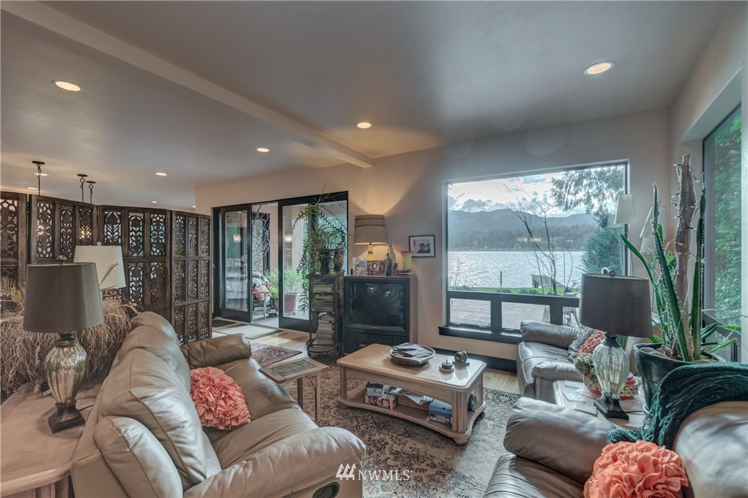 3251 North Shore Road Bellingham, WA 98226 - Photo 6 of 25 Gallery Image 6