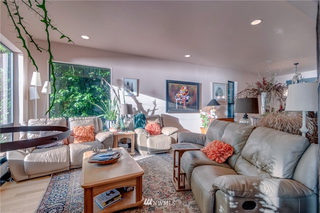 3251 North Shore Road Bellingham, WA 98226 - Photo 7 of 25 Gallery Image 7