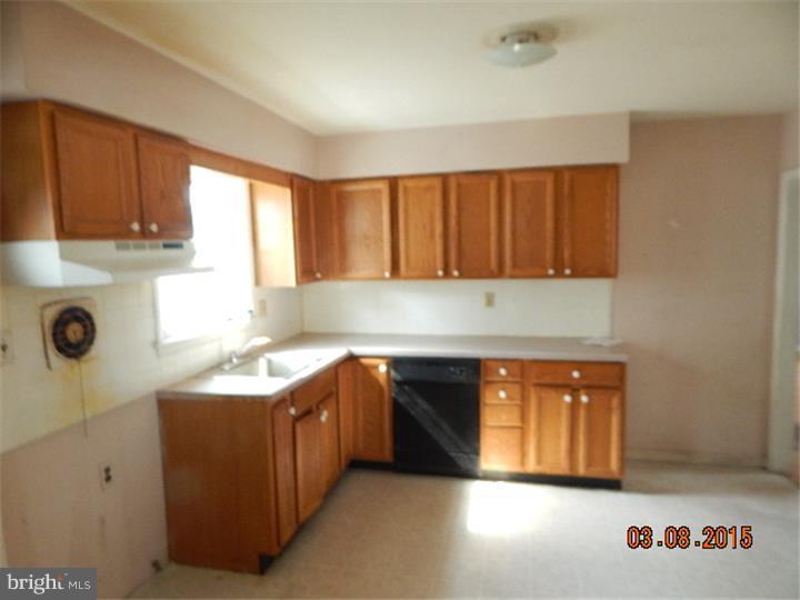 8229 Sheppard Road Pennsauken, NJ 08110 - Photo 4 of 10 Gallery Image 4