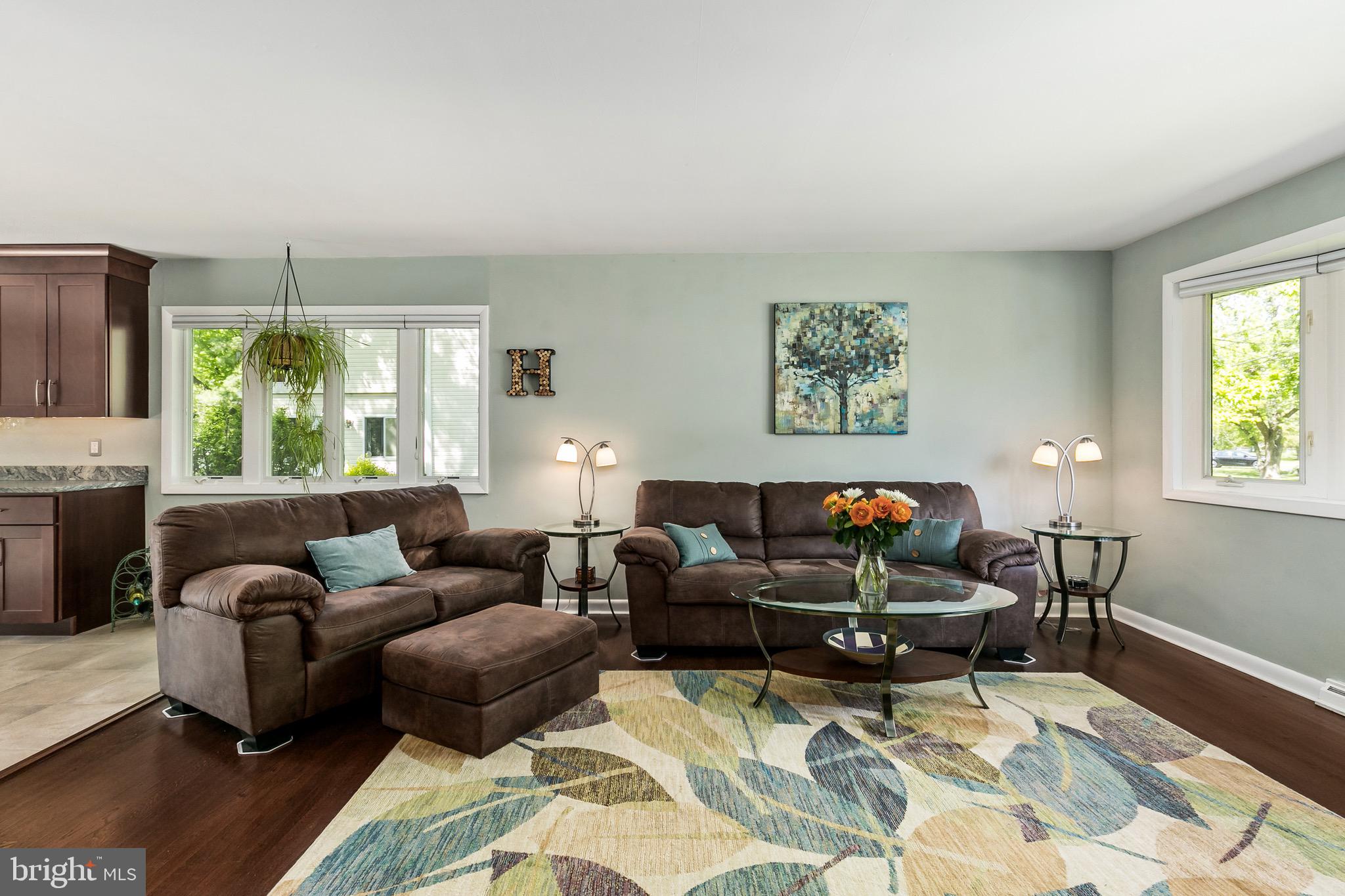 304 Sheffield Road Cherry Hill, NJ 08034 - Photo 5 of 35 Living Room